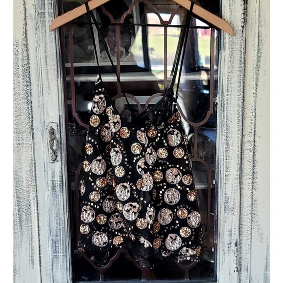 NWT Anthropologie Let Me Be Embellished Sequin Tank Top - Small - Picture 4 of 6